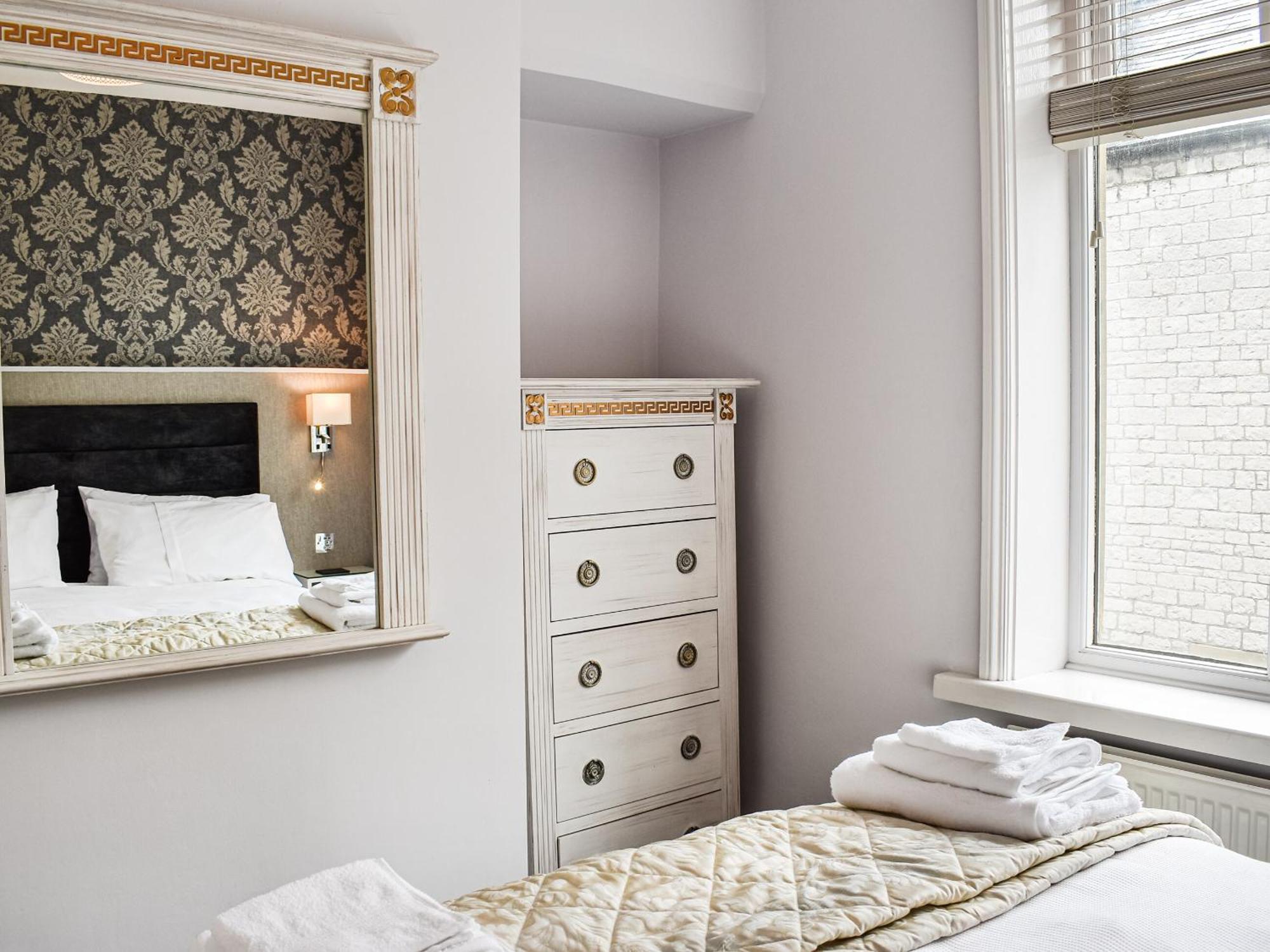 Amber Villa Tideswell Bagian luar foto